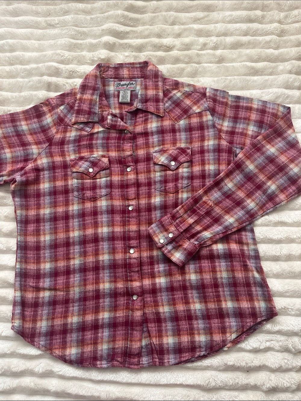 Wrangler Woen's Burgundy Plaid Western Button-Down Shirt